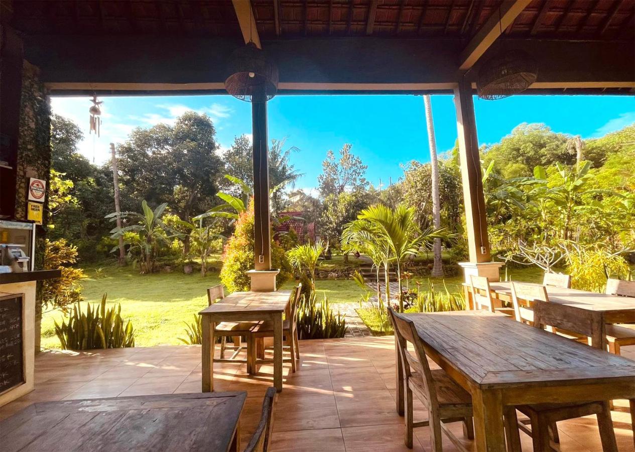 Apit Lawang Villas & Resto Batununggul Exterior foto